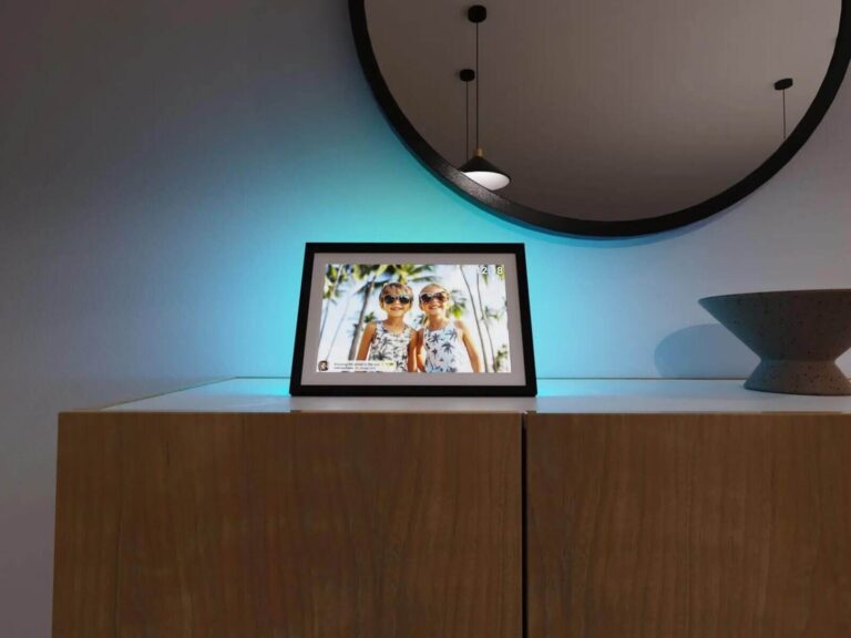 Täydellinen lahjaidea: digitaalinen valokuvakehys muistoja varten